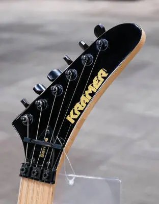 Kramer - Baretta Custom Graphics Electric Guitar - ''Viper'' Snakeskin 2